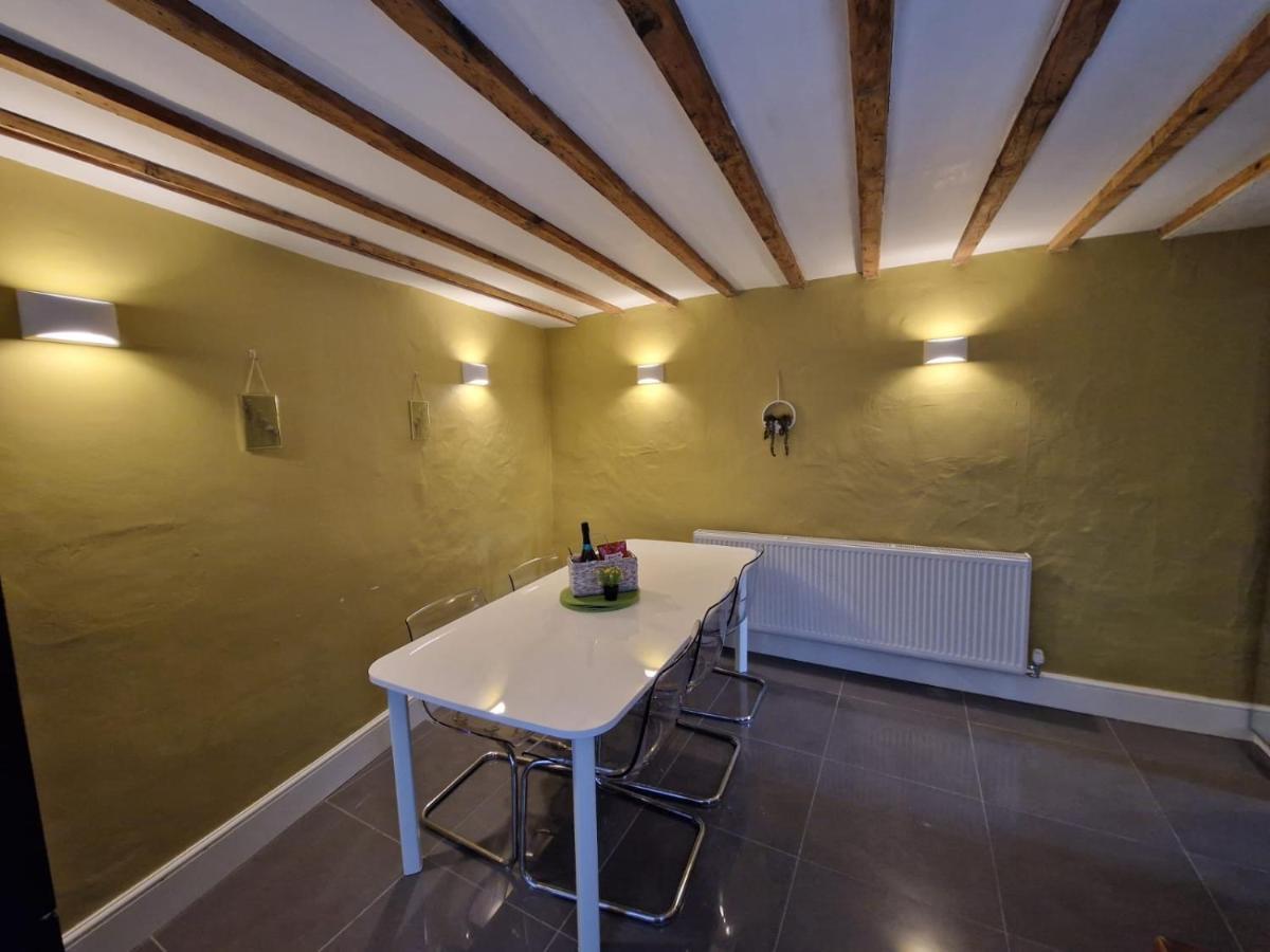 Courtyard Cottage Cartmel Exterior photo